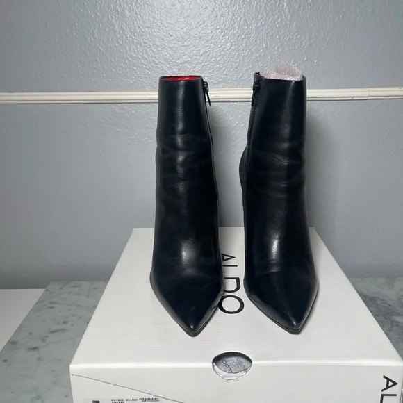 ALDO Sleek Black Ankle Booties - Picture 5 of 5